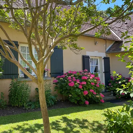 Catherine & Dominique Bed & Breakfast *