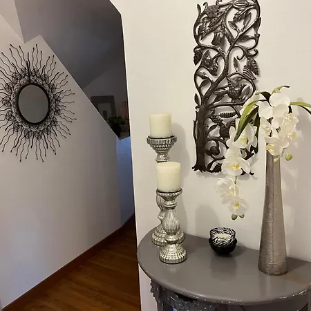 Catherine & Dominique Bed & Breakfast Marigne-Laille